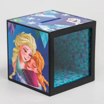 

Piggy Bank with focus, Cold heart, 7 x 7 cm