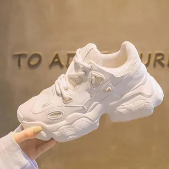 

Women Suede Sneaker Platform Shoes fashion casual Lace-up Breathable Ladies Sneaker Autumn