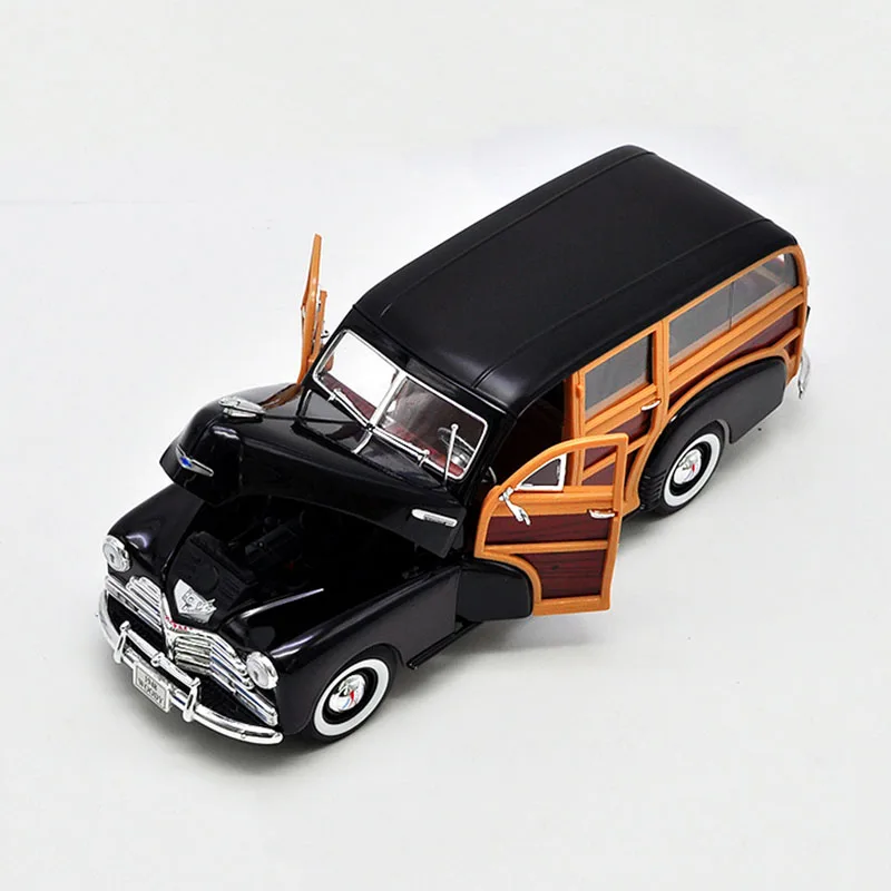 1/18 Масштаб литья под давлением 1948 Chevrolet Woody Surf Wagon Fleetmaster модель автомобиля модели транспортных средств Игрушки для коллекции фанатов шоу - Цвет: b