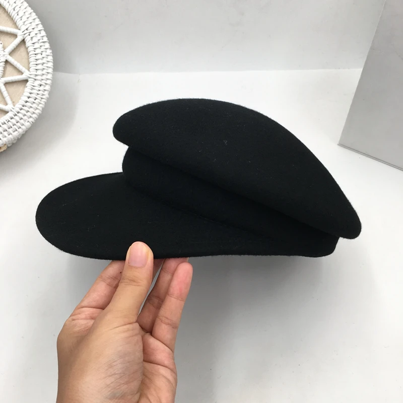 

Web celebrity mona mono with white cap female wool small wind restoring ancient ways newsboy cap octagonal cap