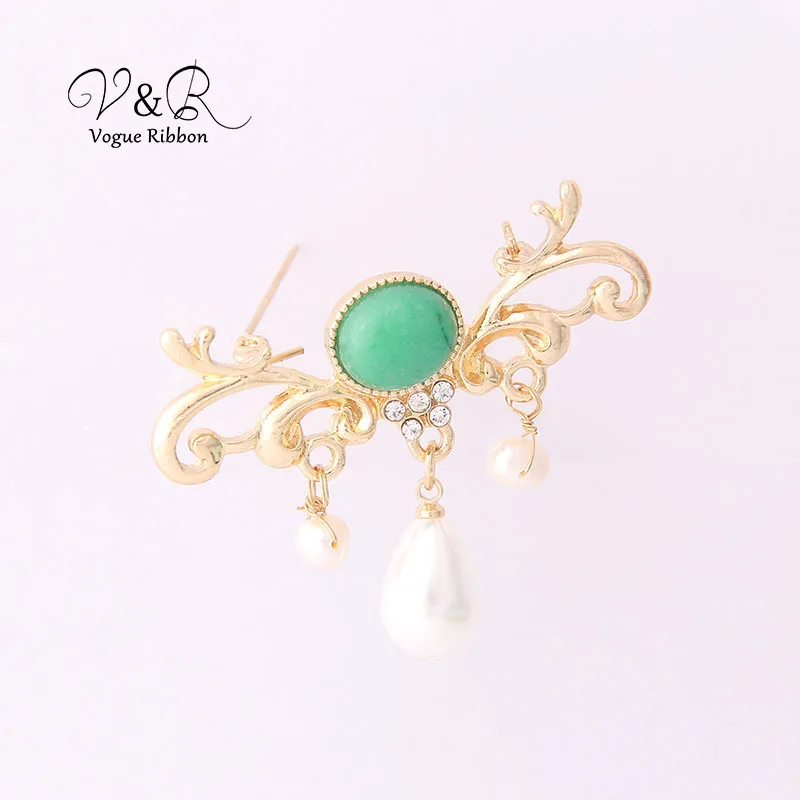 Flower Shaped Synthetic Stone Dangling Pearl Brooch Pin 2019 new trendy jewelry accessories  (1)