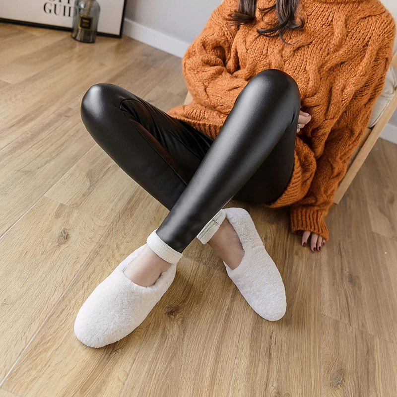 4XL размера плюс, женские зимние Бархатные брюки, черные теплые кожаные леггинсы, женские Сексуальные облегающие леггинсы из искусственной кожи с высокой талией