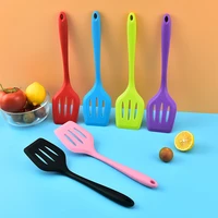 Spatule tourneuse en Silicone, pelle à frire, œuf, poisson, poêle à frire, tourneurs à fente, ustensiles de cuisine antiadhésifs, accessoires de cuisine 1
