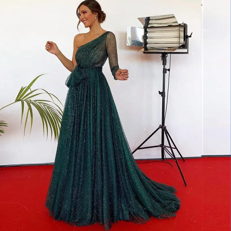 

Women Sexy perspective Mesh Sequined Asymmetrical One-shoulder Dress Elegant Celebrity Party Club Floor-length Dress 2020 new