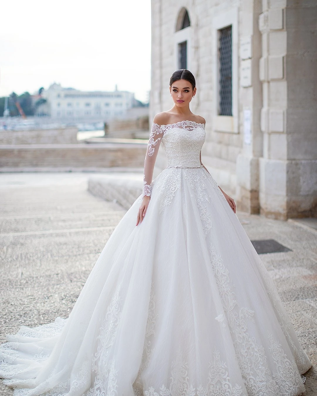 Vivian's Bridal винтажные кружевные аппликации Пышное свадебное платье сексуальное с открытыми плечами Иллюзия с длинным рукавом со шлейфом Свадебное платье