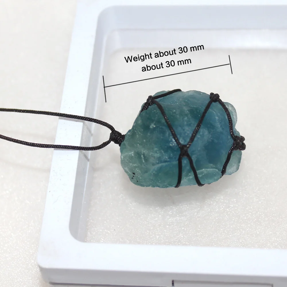 Натуральный кристалл кварца сине-кварцевый кристалл обработки каменный орнамент кулон с ручной плетеное ожерелье из шнура