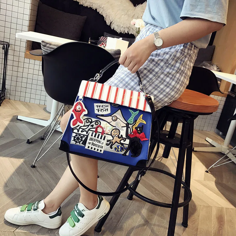 

2019 New Women Bag Fashion Personality Creative Cartoon Embroidered Handbag One Shoulder Bags for Lady Quality Brand Tote Bags