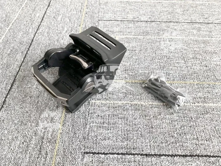 W463 CUP HOLDER05