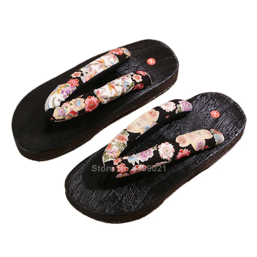 Demon Slayer Anime Cosplay Shoes Men Women Traditional Samurai Japanese Geta Clogs Wooden Flip Flops Kamado Nezuko Tanjirou