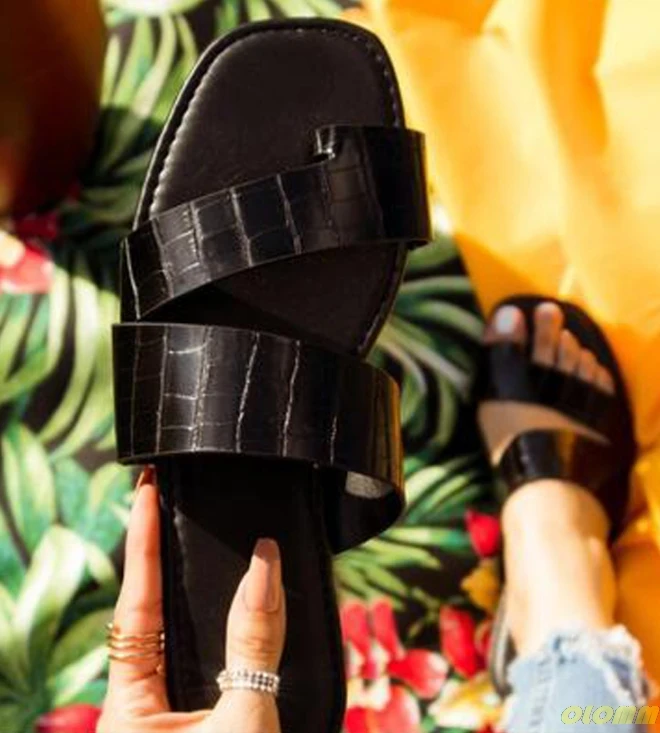 

Hot 2020 Women's Shoes Summer Slippers Outdoor Flat Beach Sandals Solid Color Open Toe Sexy Plus Size 41
