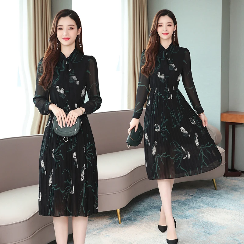 

Autumn Boho Printed Pleated Midi Dress for Women Casual Chiffon Black Floral Thin Long Sleeve Elegant Club Party Dresses Vestido