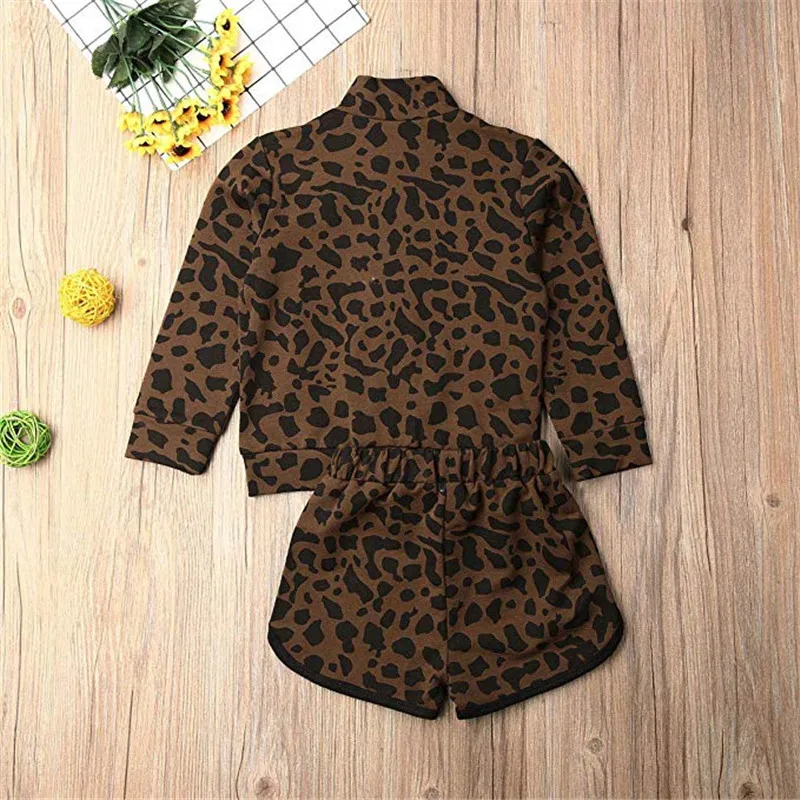 Chifuna/Новинка; леопардовая спортивная куртка+ шорты; Модная одежда для маленьких девочек; осенняя одежда; одежда для маленьких девочек
