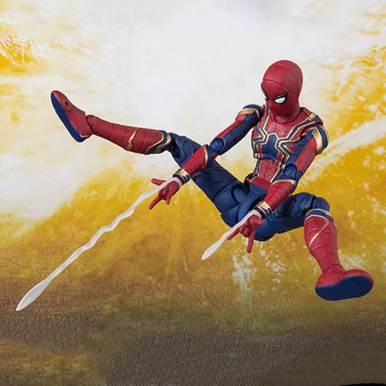 

New Voice Anime Avengers 3 Unlimited War SHF Iron Man Spider-Man Garage Kit Model Mobile Deluxe Edition Doll