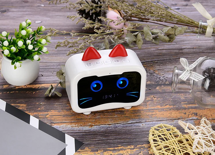 Wireless Bluetooth Speaker New Creative Subwoofer Portable Card Radio Call Function Clock Mini Audio Gift Computer Speaker