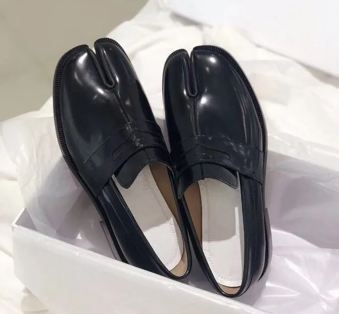 

2019 New Women Flats Split Toe Slip-on Genuine Leather Slip-on Comfortable Autumn Casual Shoes Woman De Mujer