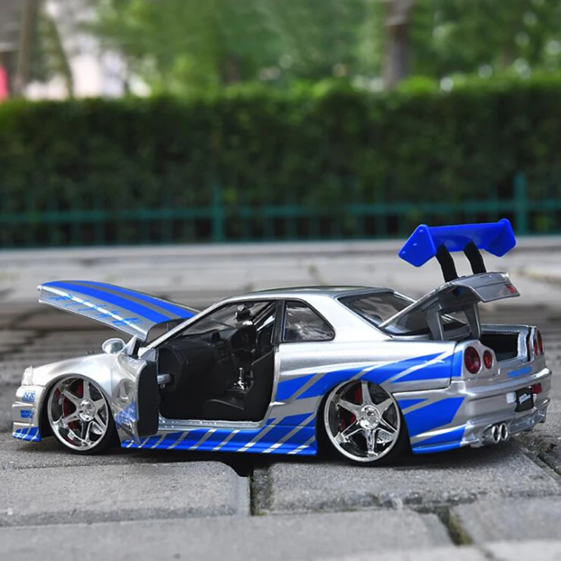 Коллекция 1:24 металлическое ведро сплав 2002 R34 Быстрый гоночный автомобиль 20,5 см литой автомобиль для детей и взрослых