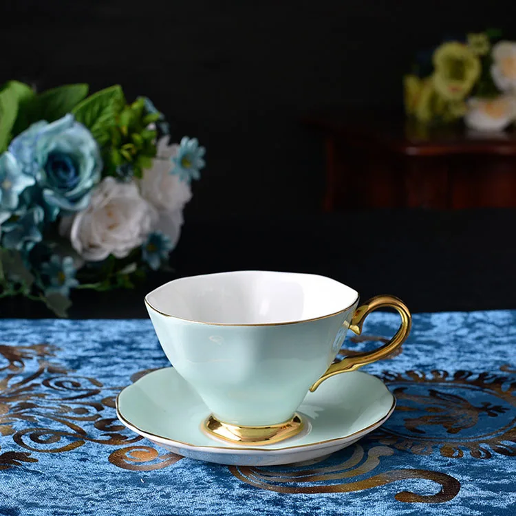 9504836324_1236570585