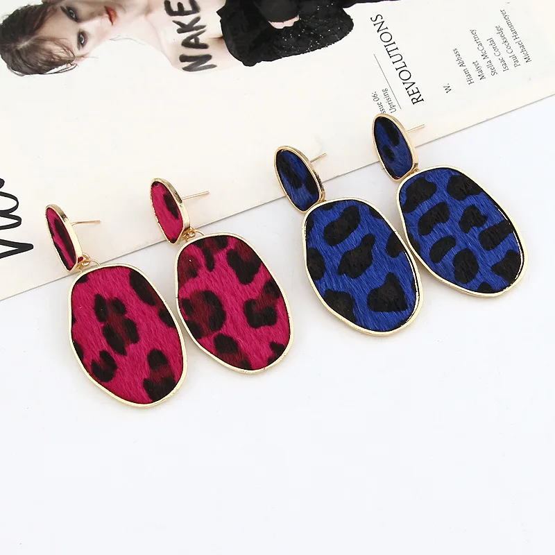 10002435594_1626211359