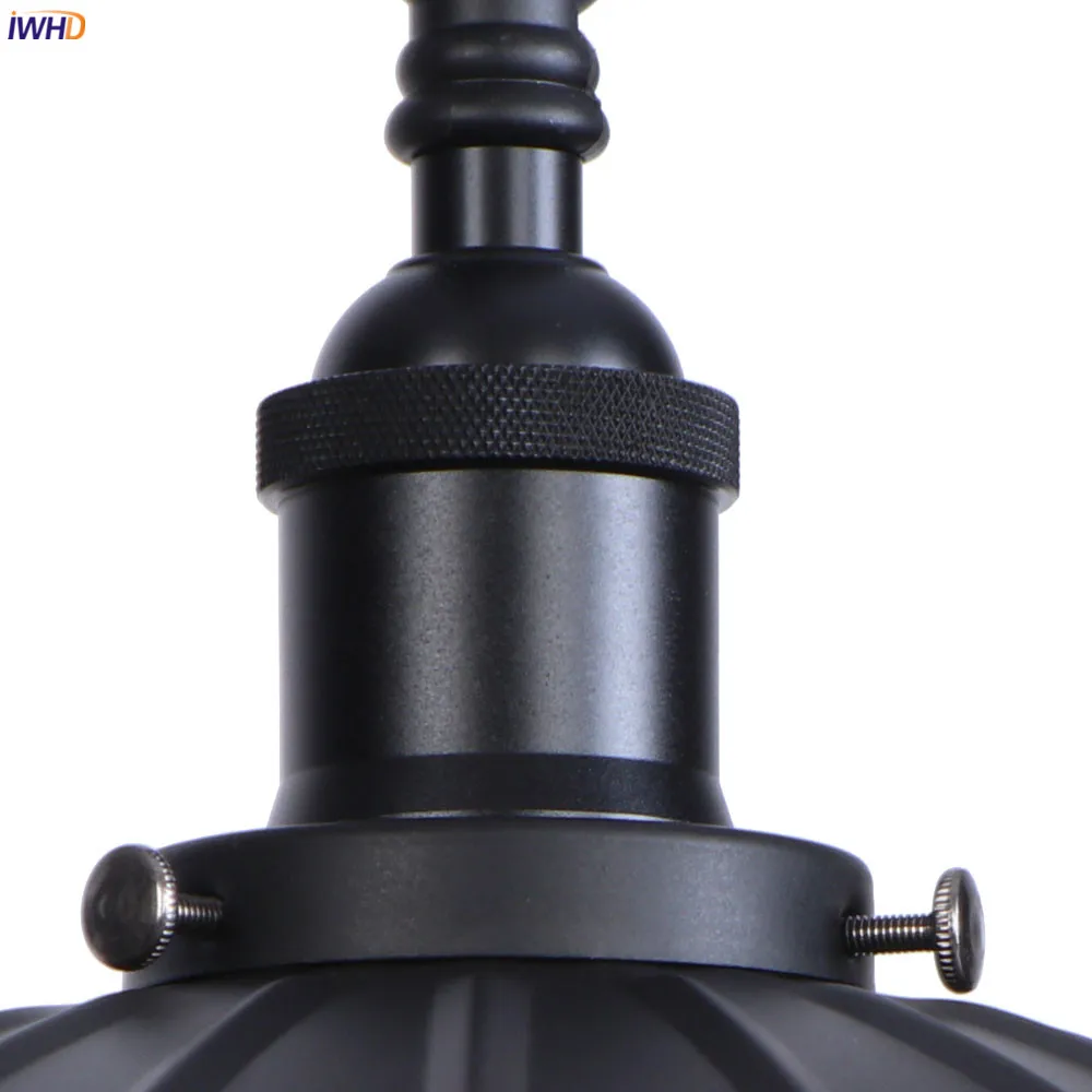 wall lamp (107)