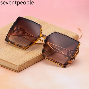 

2020 Fashion Square Oversized Sunglasses Women Double D-Shaped Metal Temple Design Butterfly Shades Eyewear Retro Sun Glasses