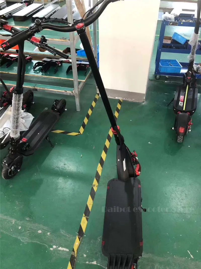 Daibot Off Road Electric Scooter 2 Wheel Electric Scooters Double Drive 1000W 10 inch 52V 65KMH Adult Electric Kick Scooter (29)