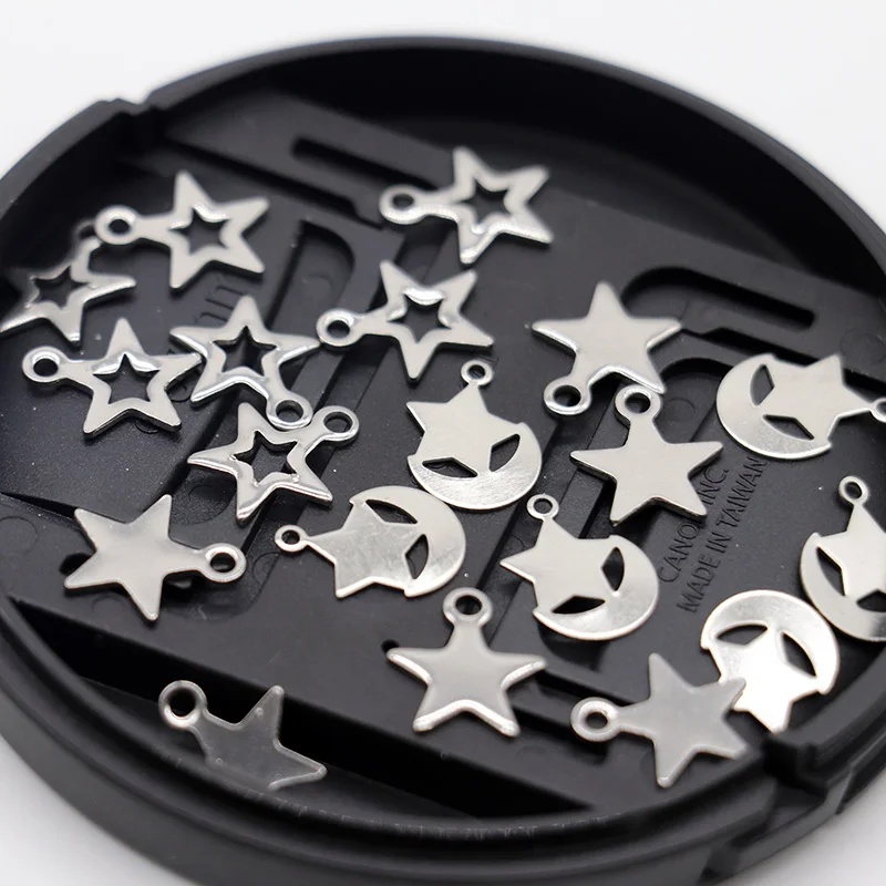 20/50/100pcs/lot 9x10mm Stainless Steel Star Moon Charms Pendants Star Floating Charm for DIY Necklace Jewelry Making Findings