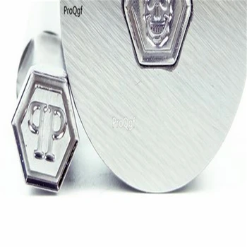 

Ngryise 1 Set Skull qp PLEIN Pattern Milk Tablet Die