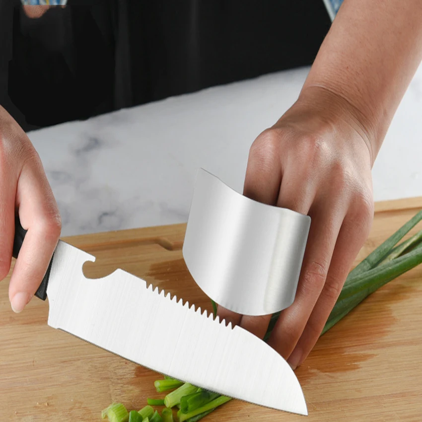 Stainless Steel Finger Protector Cutting Meat And Vegetables Finger Safety Fingerboard Multi-Functional Kitchen Tool Accessories