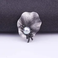 Алиэкспресс Лидер продаж Европейская и американская мода лист лотоса инкрустированные жемчугом винтажные броши женские простые двойного назначения аксессуары