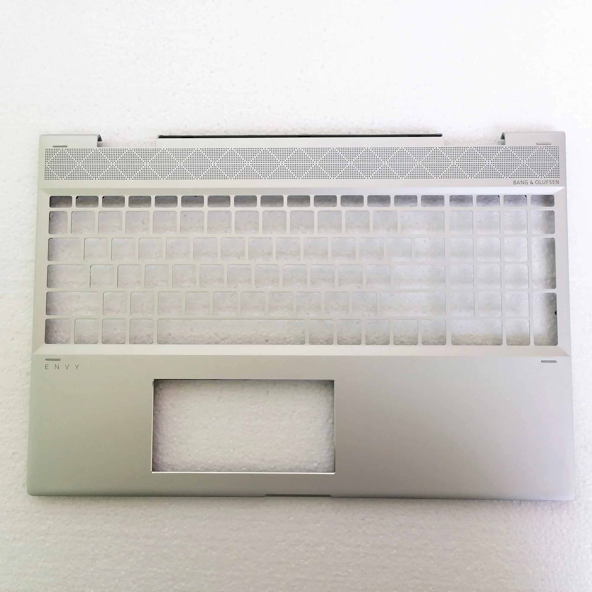 

Новинка и оригинал для HP ENVY X360 15-CN 15-AG TPN-W134, подставка для ноутбука, Серебристая и коричневая, 609939-001 L32767-001