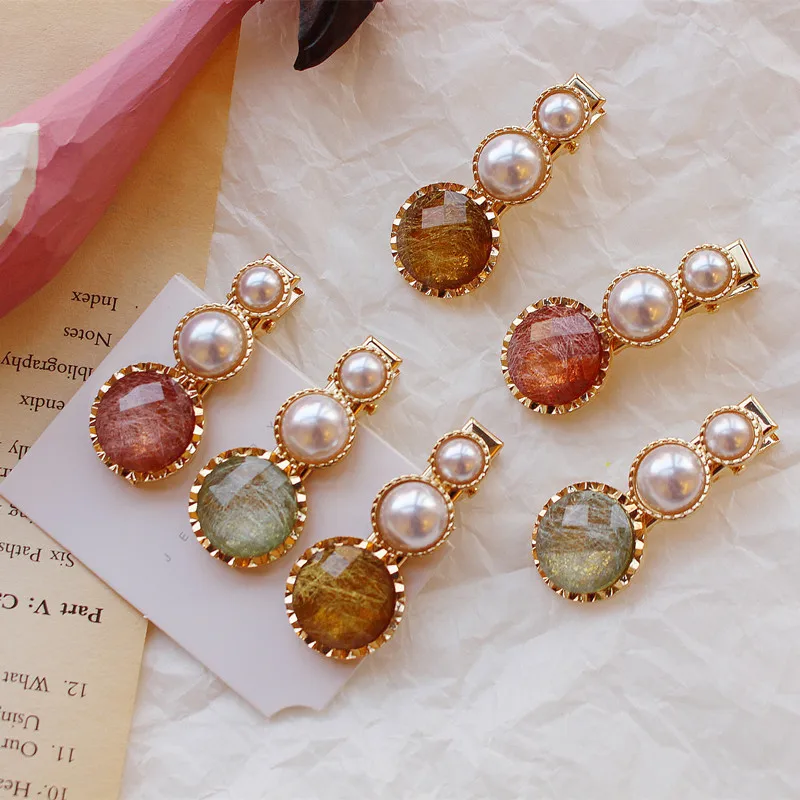 

Ins Fashion Vintage Pearl Acetate Geometric Hair Clips Korean Hair Accessories Girls Elegant Crystal Acrylic Hair Clip for Women