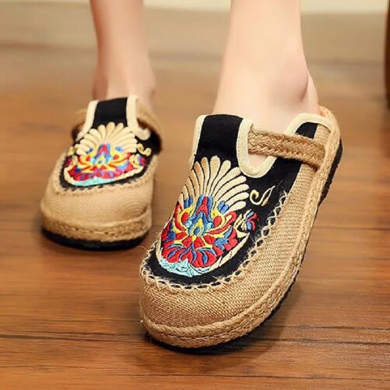 

Spring Autumn Korean Style Vintage Embroider Shallow Canvas Internet Celebrity Women Lazy Shoes Flat Heels Lady Slippers 190919