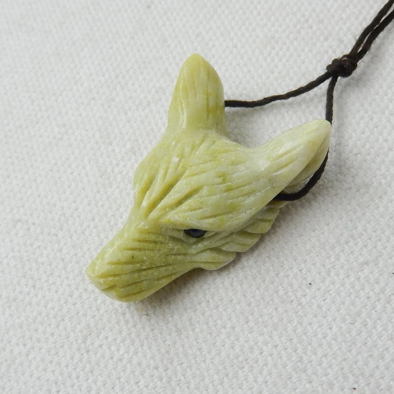 Natural Stone Serpentine Carved Wolf Head Pendant Bead 32x22x11mm 8.2g Fashion Jewelry Necklace Accessories