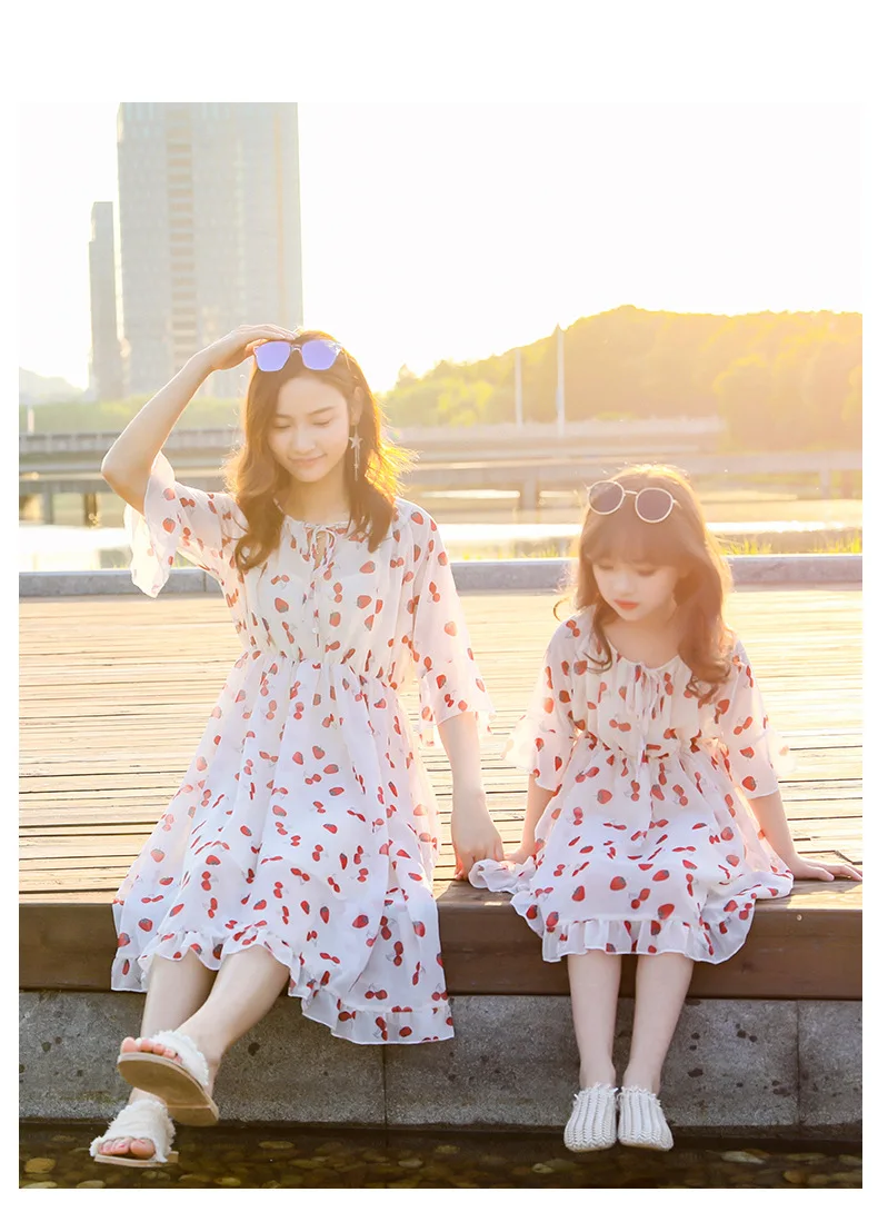 Cherry Pattern Print Mother Daughter Dress Chiffon Material Family Matching Outfits Patchwork Clothes Mom and Daughter Dress