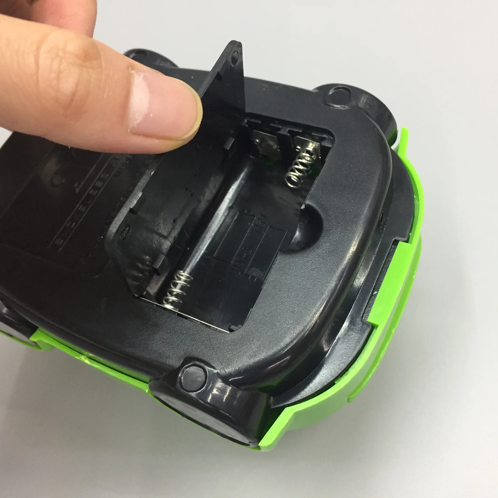 Автомобильный тип модная пепельница USB Батарея двойного назначения без дыма автомобильный Тип пепельница автомобиль моделирование xi yan qi