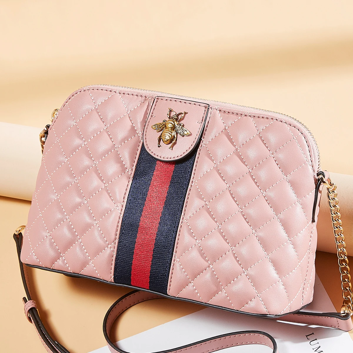 

2020 Small Genuine Leather Crossbody Bags For Women Bee Shoulder Messenger Bag Lady Travel Purses and Handbags Cross Body Bag