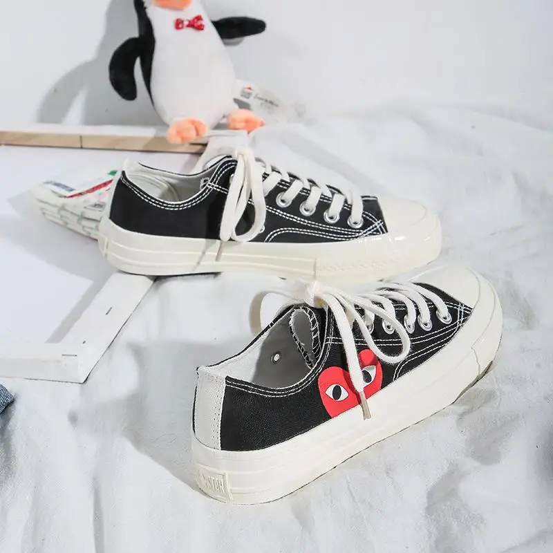 

2019 Rei Kawakubo Versatile Classic Retro Canvas Shoes 1970s Engraved Joint Heart Canvas Shoes Ulzza