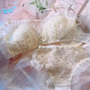 

NEW Japanese French Princess Sexy Underwear Set Soft Girl Sweet Lolita Small Fresh Flower Embroidered Daisy Lace Bra & Brief Set