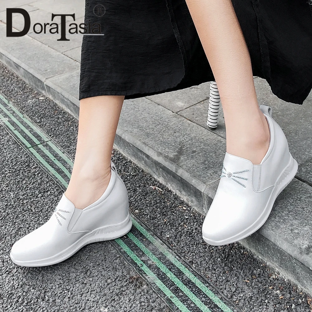 

DORATASIA New Spring Elegant Ladies Height Increasing Pumps 2020 High Pumps Women Daily slip-on Genuine Leather Shoes Woman