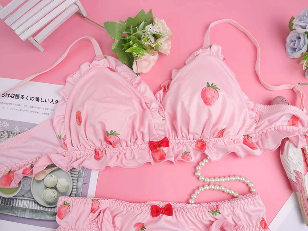 lounge underwear set Girls Strawberry Cute Sweet Bra Panty Set Japanese Kawaii Lolita Lingerie Briefs Suit Women Milk Silk Wire Free Soft Underwear bra sets