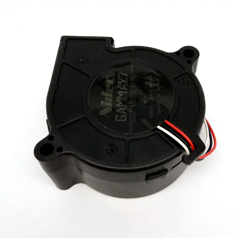 Nidec D06F-12B2S1 03B DC12V 0.30A 60X30 мм вентилятор охлаждения