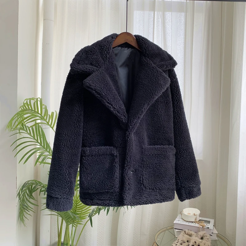 ZADORIN осенне-зимнее Свободное пальто с лацканами и длинными рукавами с карманом для женщин, большие размеры из искусственной овечьей шерсти меховая куртка женская уличная одежда