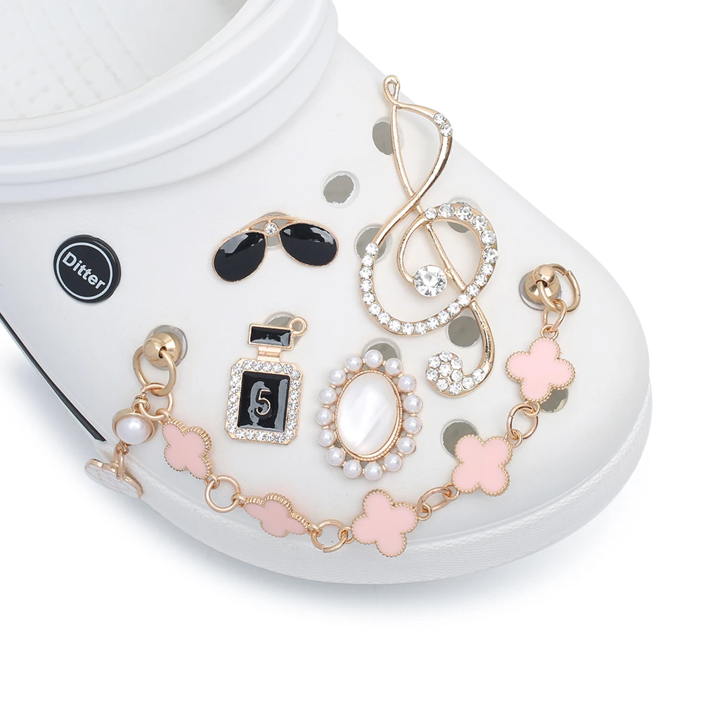 1pcs New Designer Chain Brand Shoes Designer Croc Charms Bling