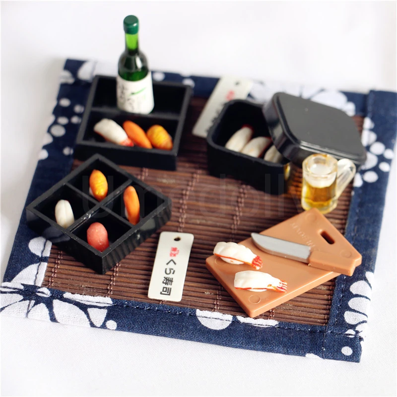 1/12 Scale Miniautre Dollhouse Japanese Play Food Mini Sushi Sake Set