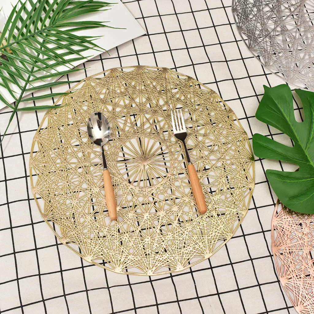 

PVC Hollow Hot Placemat Round Geometric Pattern Gold Home Decoration Placemat Mats Drink Pads Kitchen Home Decor