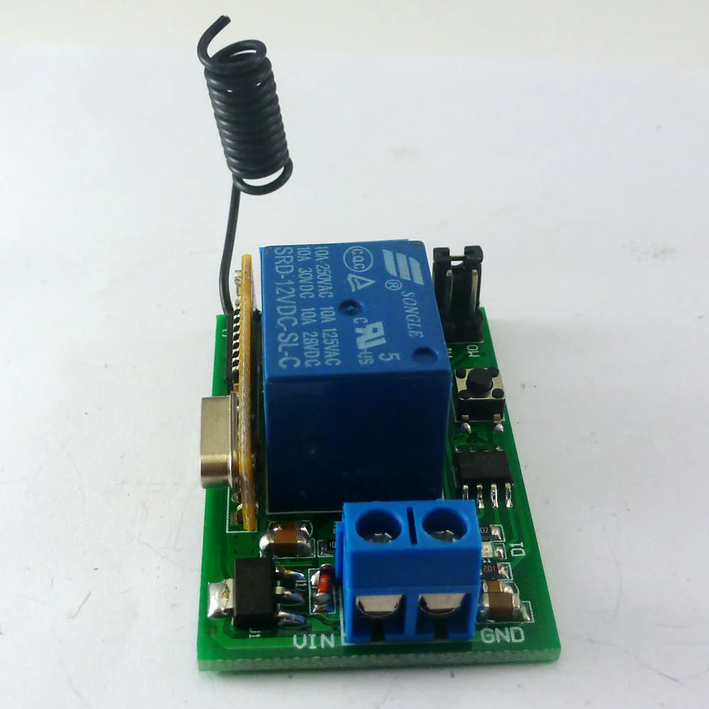 

CE033A*1+CJ002*4 1-5000 seconds Adjustable Wireless Delay Switch Smart Home Kit ( DC 12V RF Relay Timer + 4x 433M EV1527 Keyfob