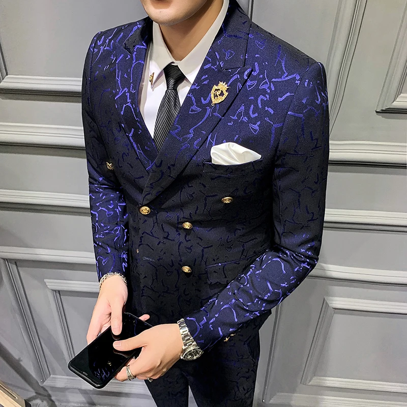 Slim Double Breasted Suit Men 2019 Blue Green Wine Red Modern Mens Wedding Suits Autumn Man Dinner Party Dress Suits 3pcs Q761
Slim Double Breasted Suit Men 2019 Blue Green Wine Red Modern Mens Wedding Suits Autumn Man Dinner Party Dress Suits 3pcs Q761