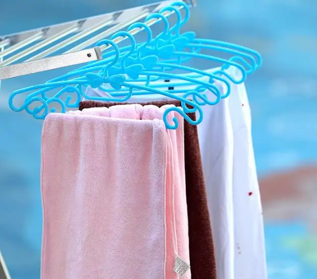 6pcs/Set Fashion Plastic Candy Color Children Baby kids Clothes Hangers Hook Non Slip Drying Racks Cloth Hanger Clothes Storage