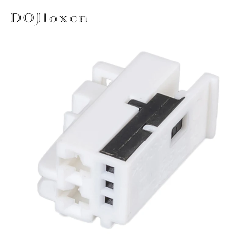 Female Connector Mercedes Benz | A0535451528 Mercedes