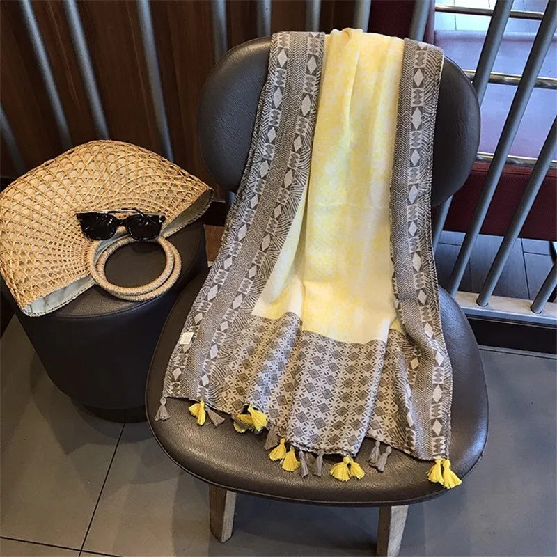 

Autumn Fashion Aztec Patchwork Viscose Hijab Scarf Maxi Wraps Scarves Lady Print Headhand Muslim Shawl Long Soft Islamic Scarves
